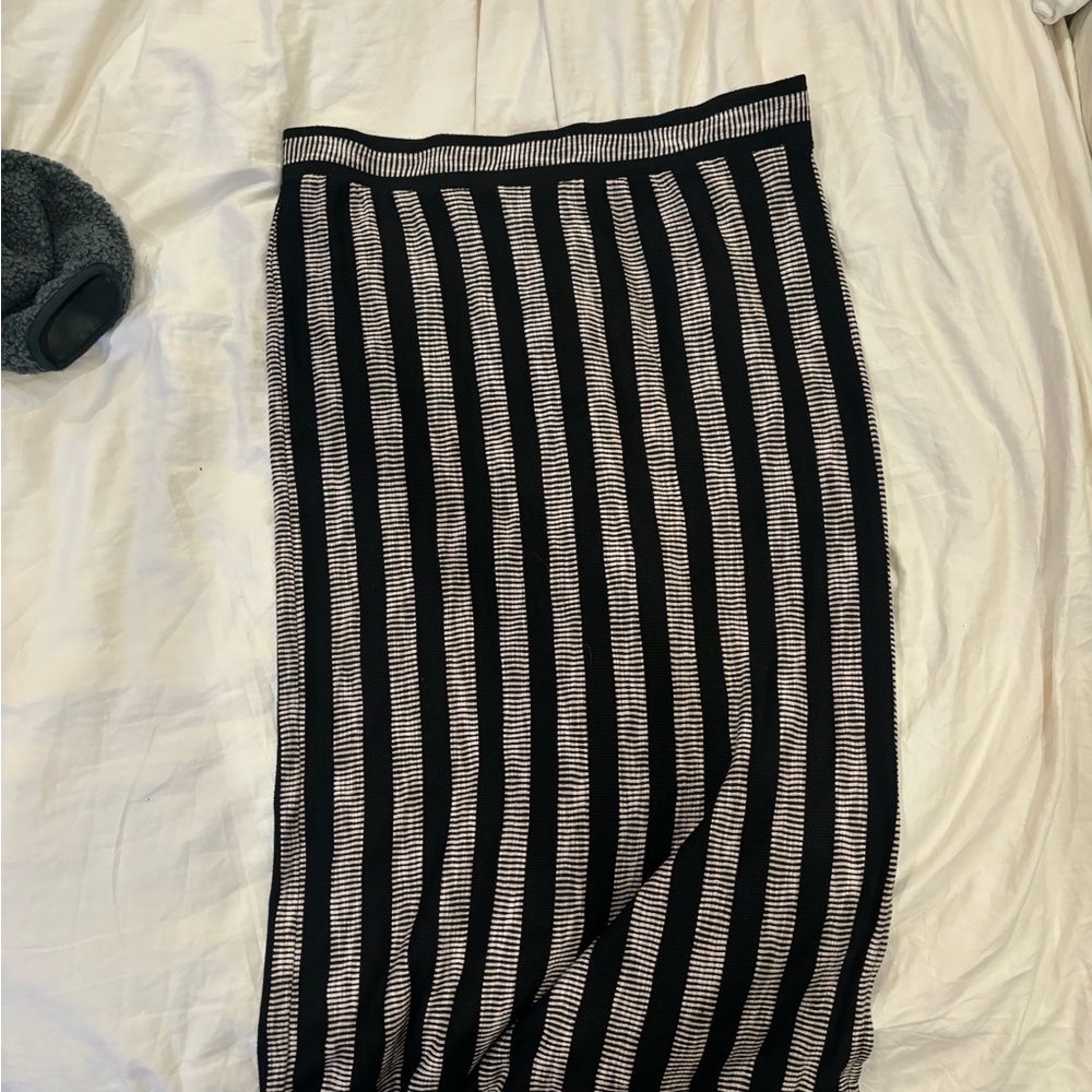 Lou & Grey Sweater Skirt